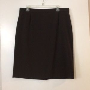 Brown straight skirt
